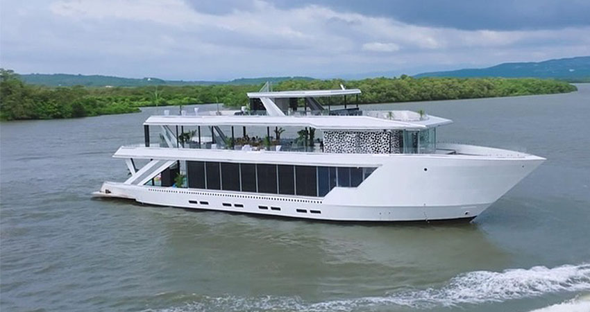 Super Yacht 11